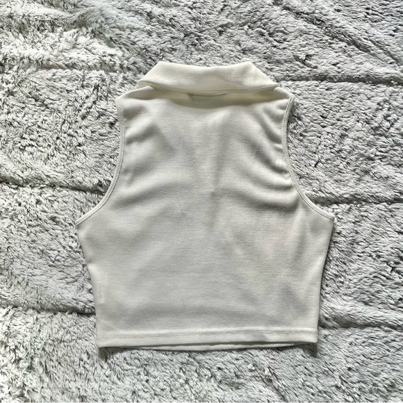 Shein collared tank top - Picture 4 of 4